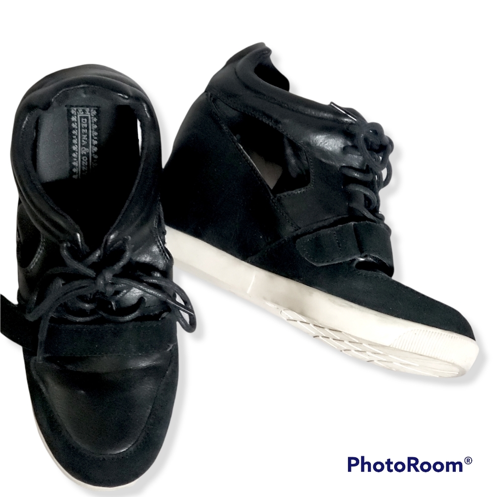 Deena & Ozzy Urban Outfitters cutout wedge sneaker